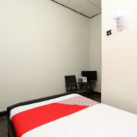 Oyo 434 Hotel Parahiyangan Syariah Bandar Lampung Luaran gambar
